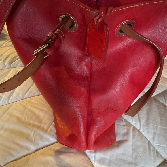 Dooney and Bourke large red leather tote handbag purse - Picture 2 of 5